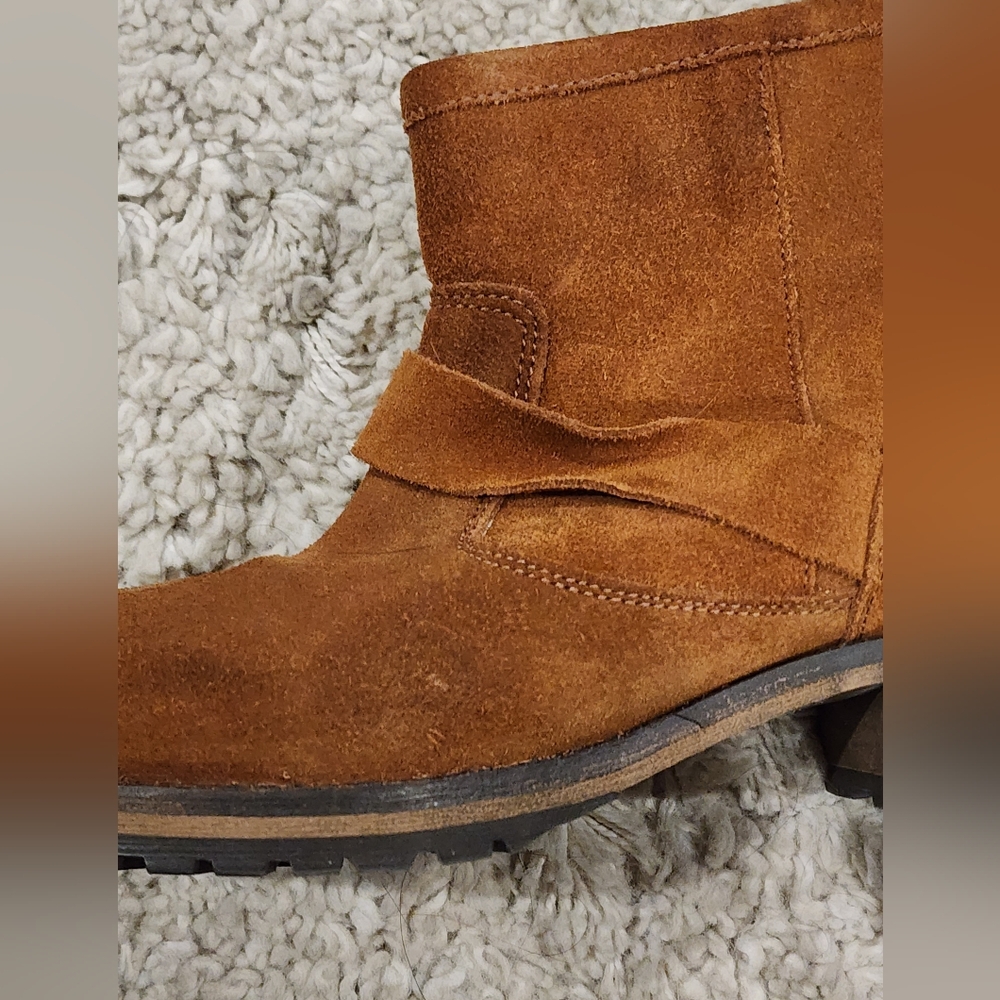 Jeffrey Campbell Brown Suede Buckle Boot w/1 inch Heel and Leather Side Lace. 39 - Picture 14 of 14
